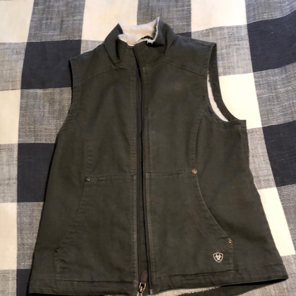 Ariat Sherpa lined canvas vest